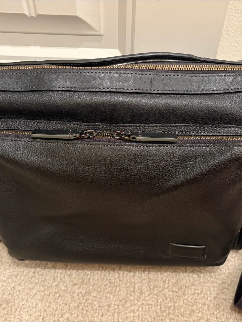 Tumi Black Leather Laptop Briefcase shoulder bag